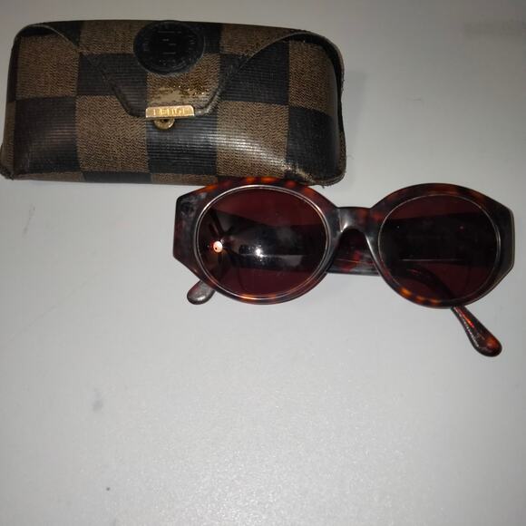 Fendi Vintage 80\'s Dark Amber Sunglasses Shade Frames Eyewear 140 & Case main image 10